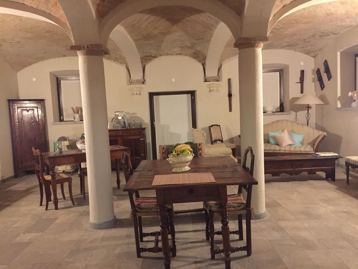 Agriturismo Laterzola 3.0 Fiorenzuola d'Arda Luaran gambar