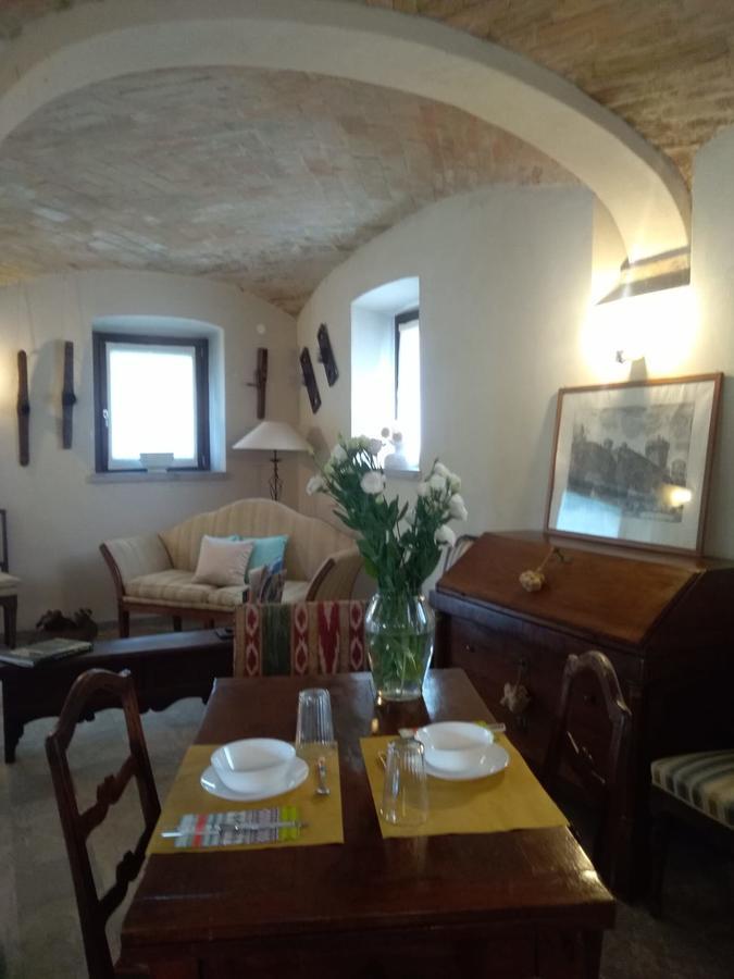 Agriturismo Laterzola 3.0 Fiorenzuola d'Arda Luaran gambar